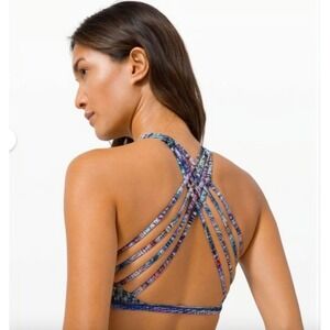 Lululemon Free To Be Wild High Neck Bra Digital Oasis Alpine White Multi Size 6